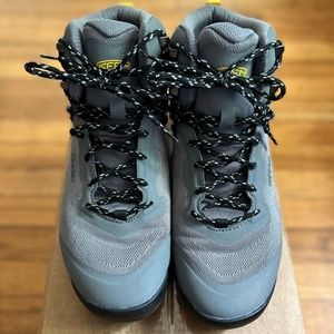 Keen Mens Venture Vent Sz 11 High